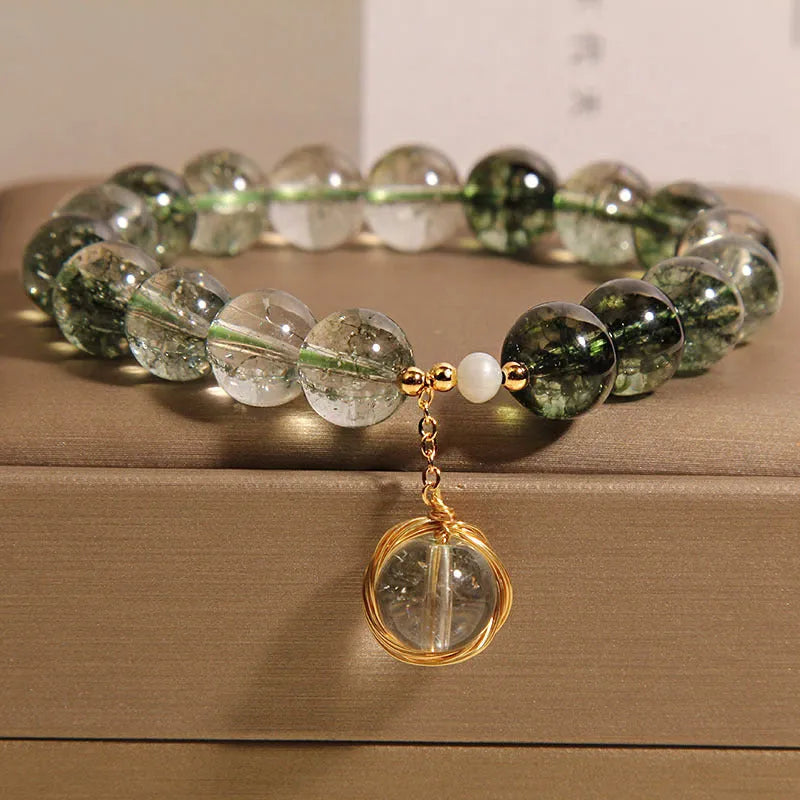 Green phantom quartz and chorite crystal women's bracelet in Japanese Korean style.