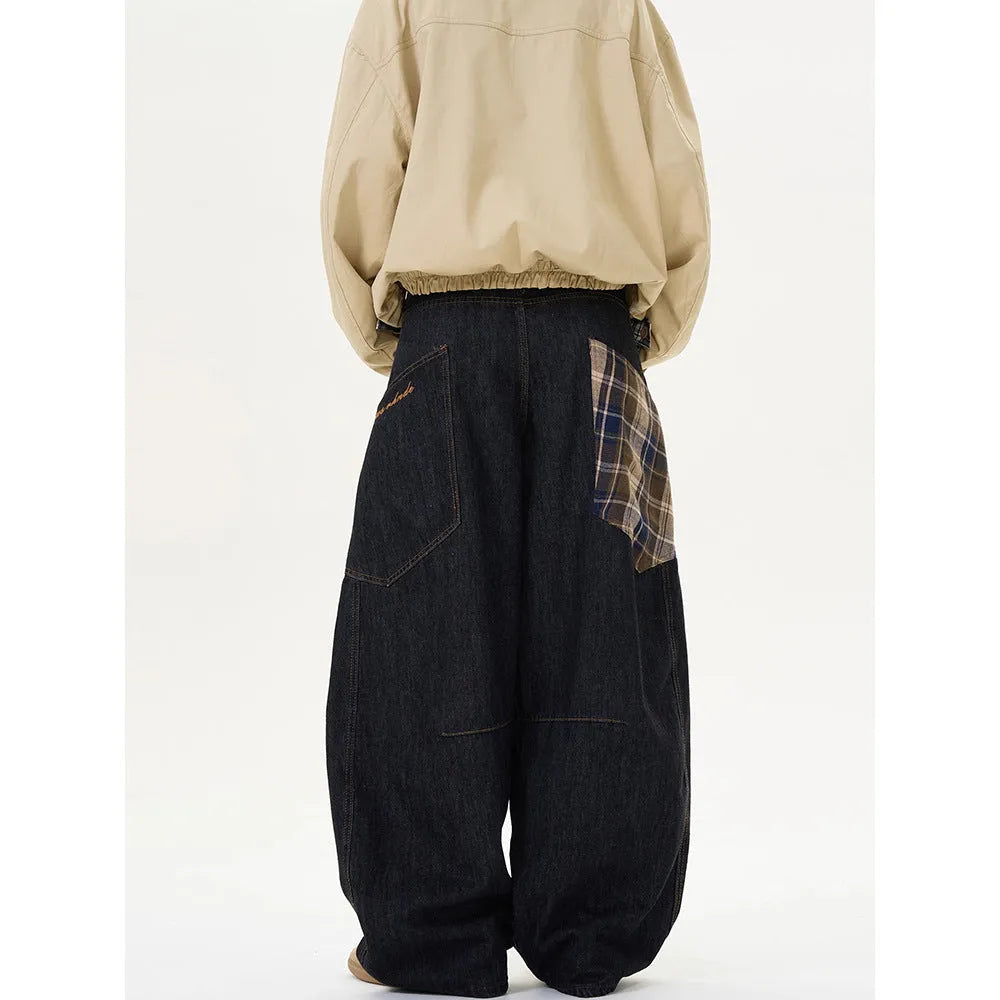Loose retro casual trousers in coffee plaid and red plaid colours, straight-leg style