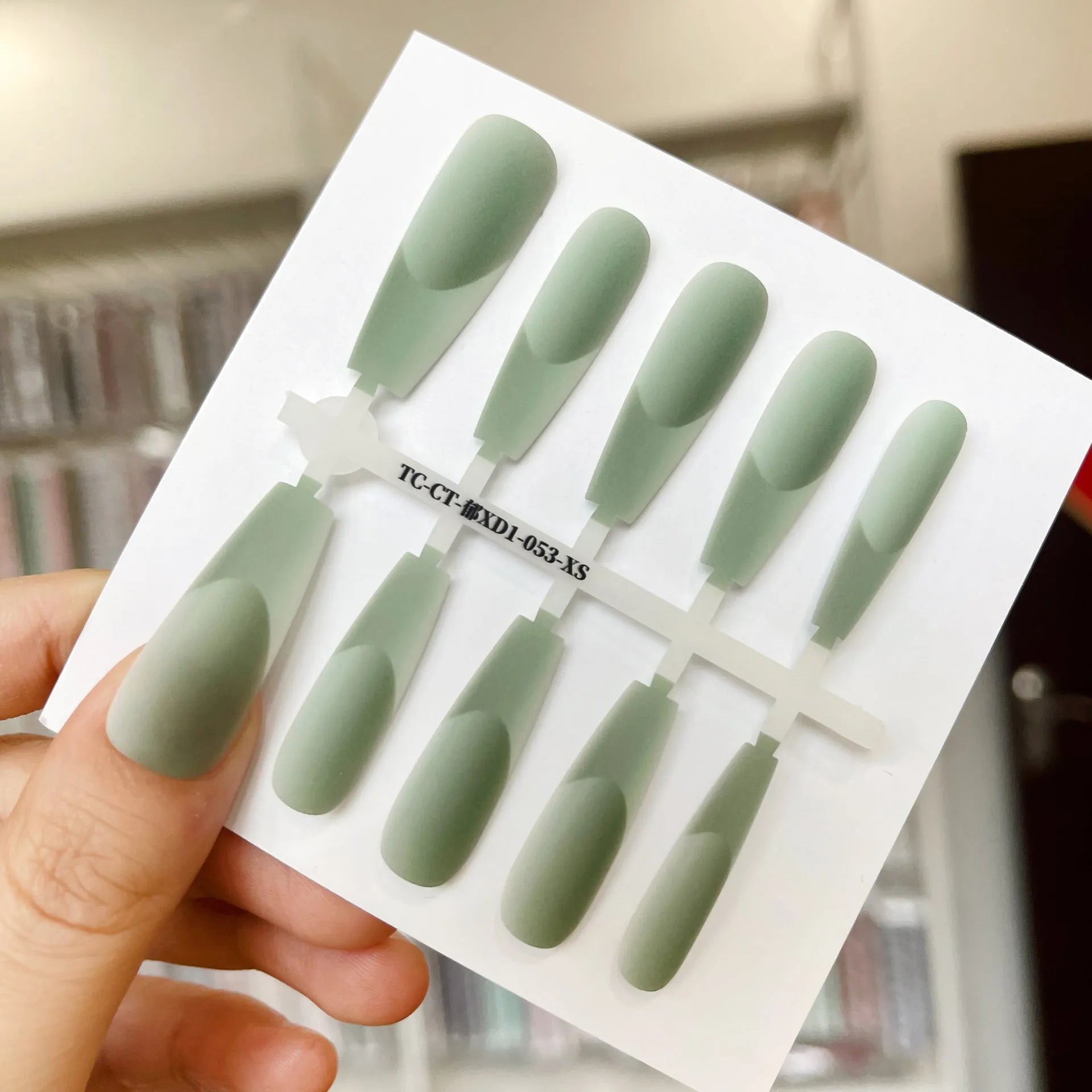Wear Nail Tip Space French Manicure nail stickers 40-piece set in green and purple with three finish options