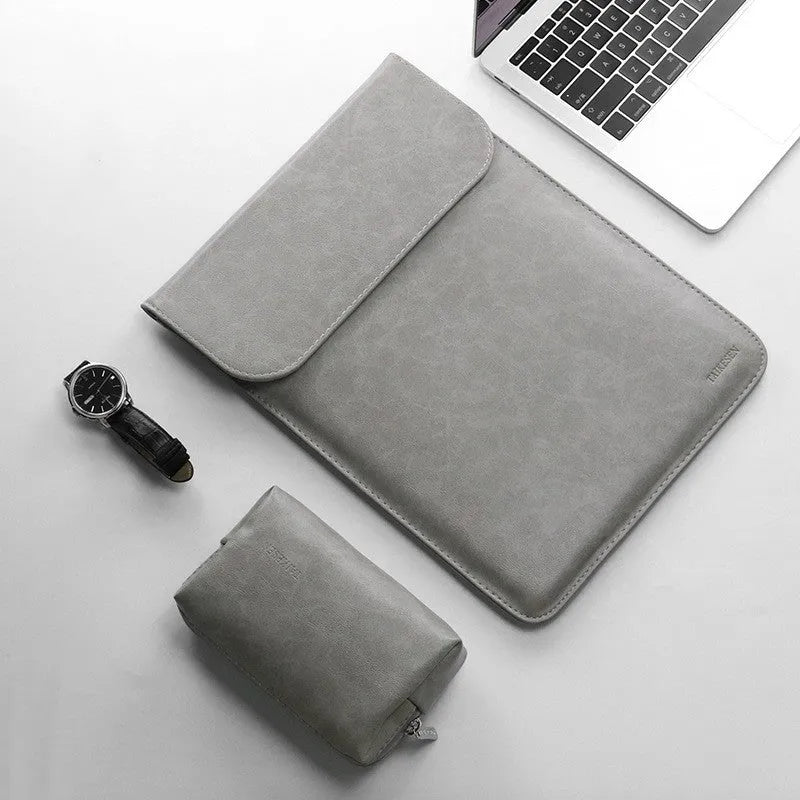 Fleece flanged laptop inner capsule pack in black for 14 inch laptops