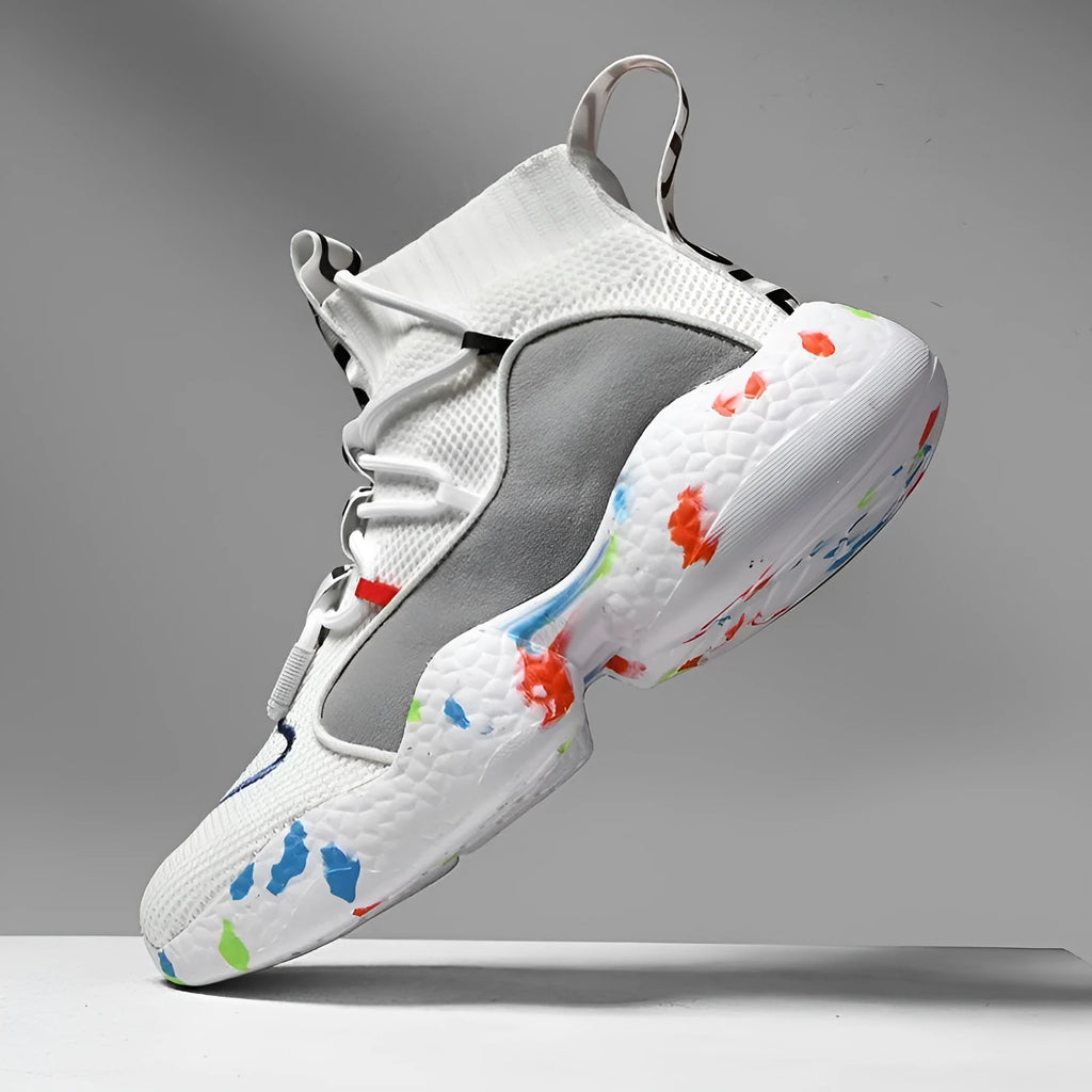 Men's camouflage coloured mesh sneakers with a flat rubber sole