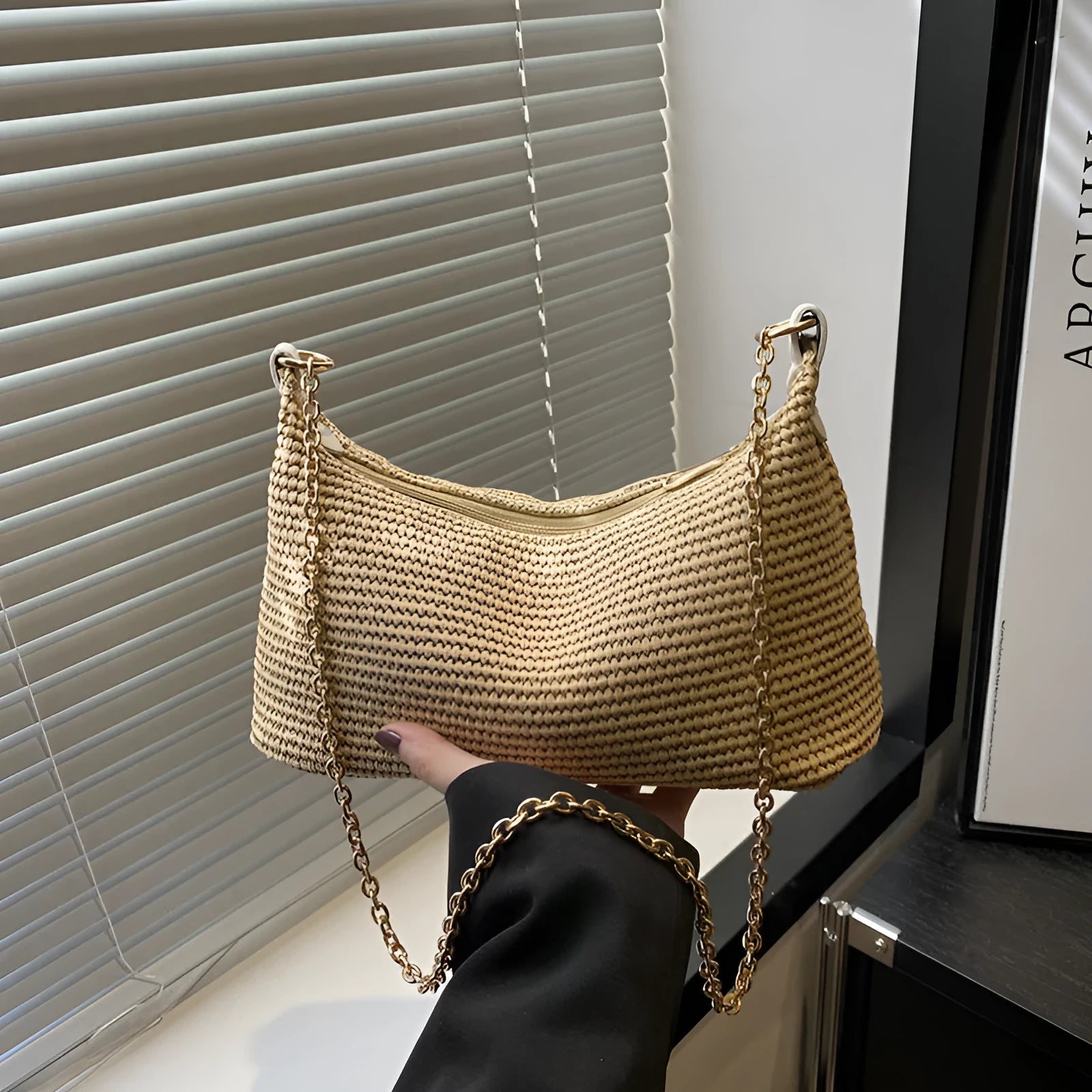 Straw woven beach shoulder tote bag in horizontal square shape with sandwich pocket design