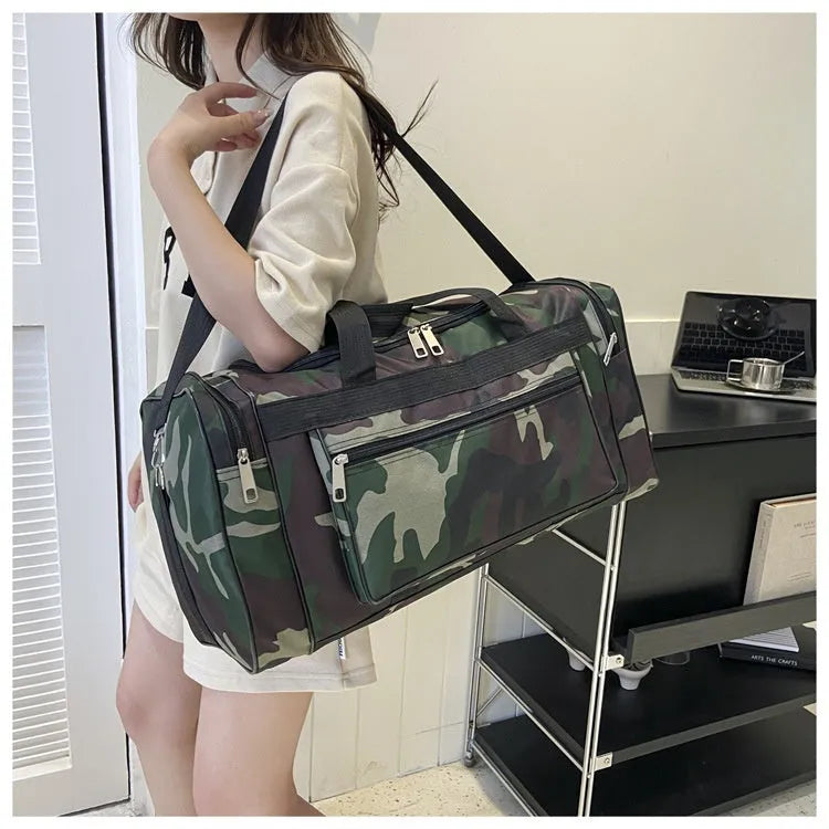 Camouflage pattern luggage bag with waterproof fabric construction and 20L capacity