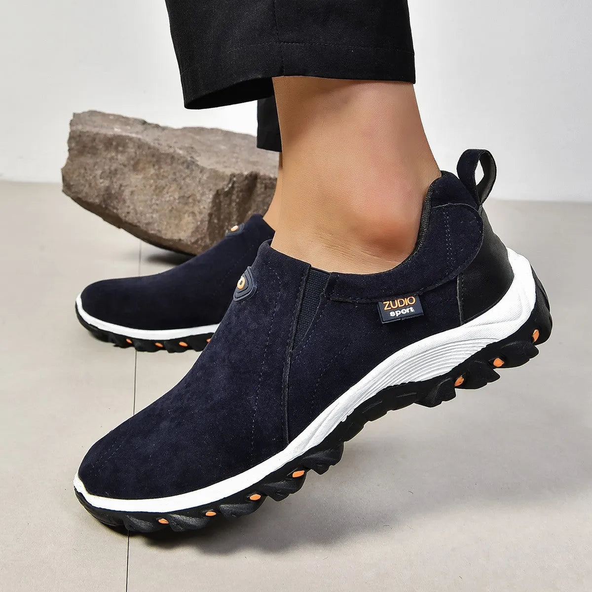 Men's thin round head shallow mouth oversleeve shoes in multiple colours with rubber sole