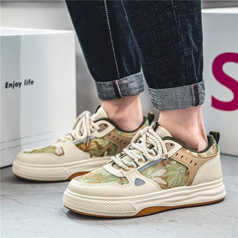 Men's casual canvas shoes in Milan green colour with round toe and flat heel design