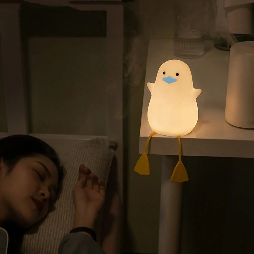 Seagull-shaped silicone night light for babies with soft glow and tap controls