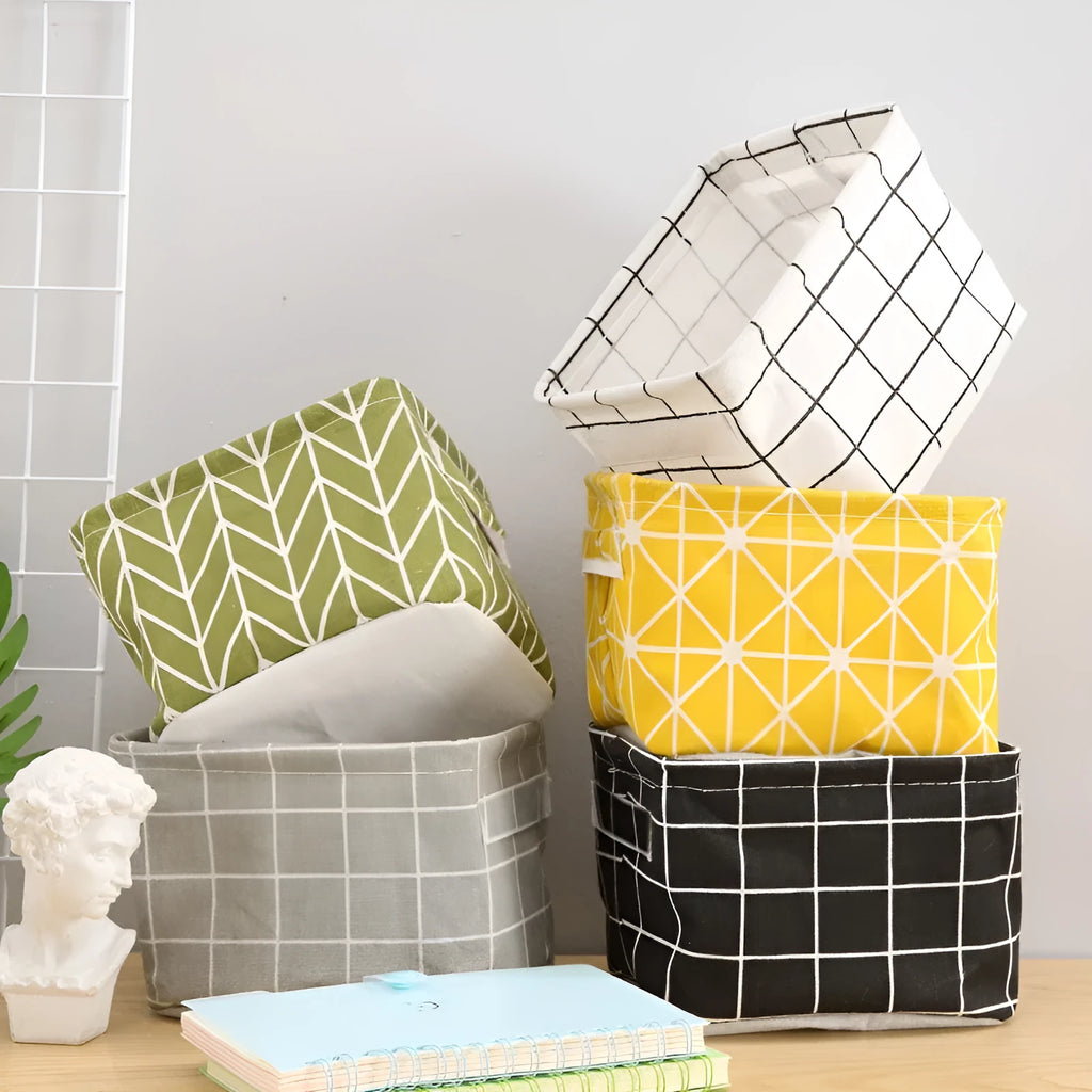 Foldable Oxford cloth desktop storage basket, 20x14x16cm, shown in a pastoral pattern from sixteen colour options.