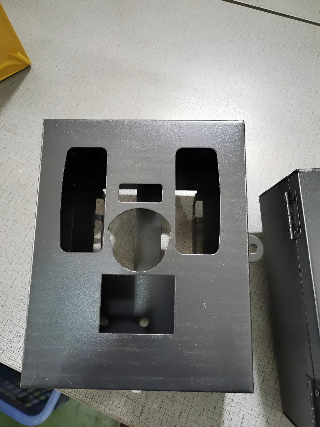 Protective enclosure for BL480 4G trail camera with wildlife-resistant construction