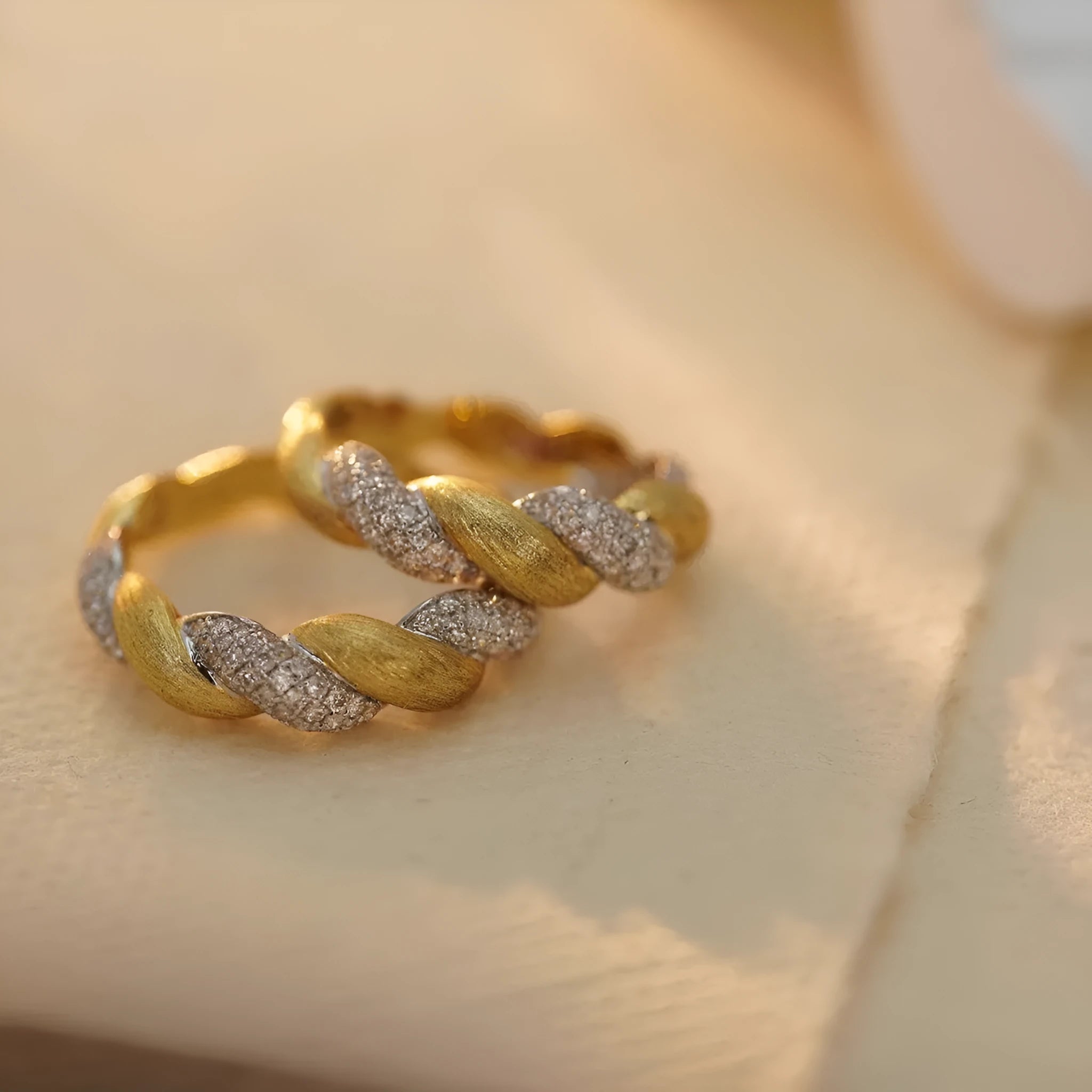 S925 sterling silver geometric twist ring yellow gold white gold diamond cut finish women's jewellery