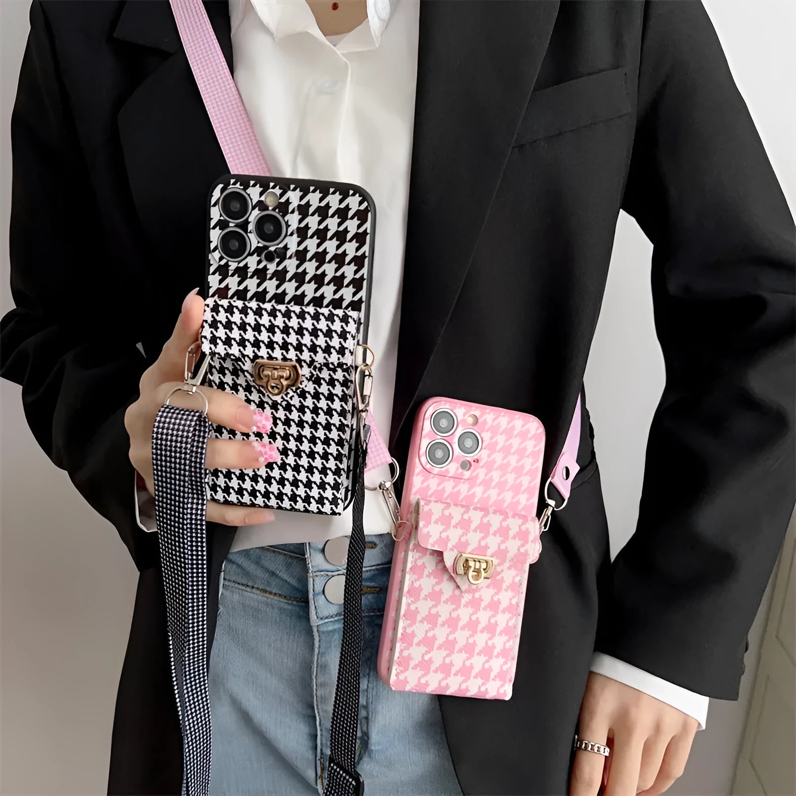Cross-body lanyard phone case in black TPU for iPhone with detachable strap