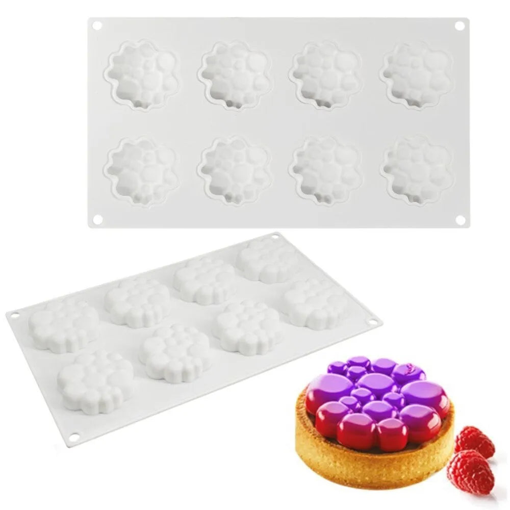 Round silicone baking mould with bubble tower pattern for cakes and desserts