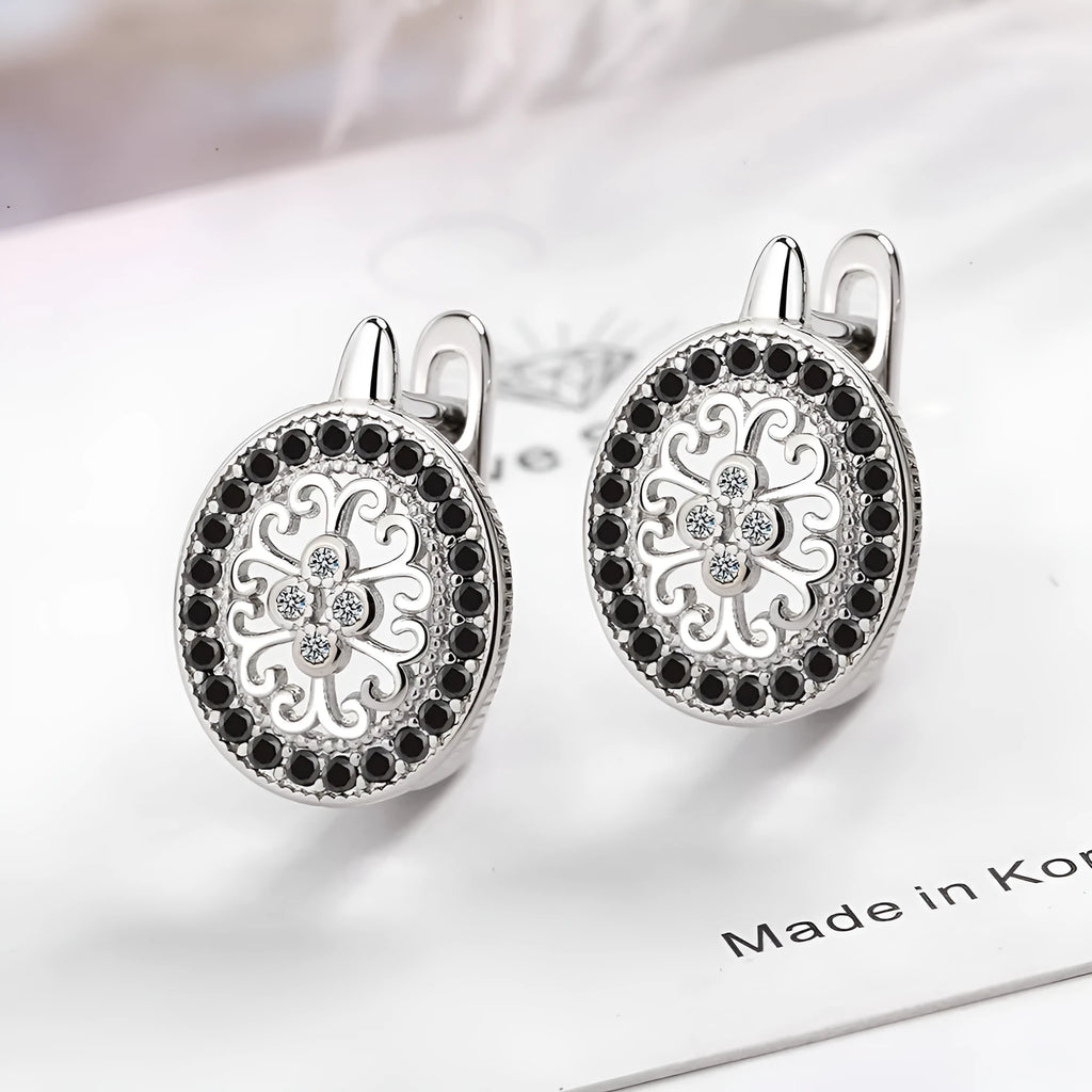 Diamond-encrusted round copper ear clip for women, geometric style, copper white gold plated