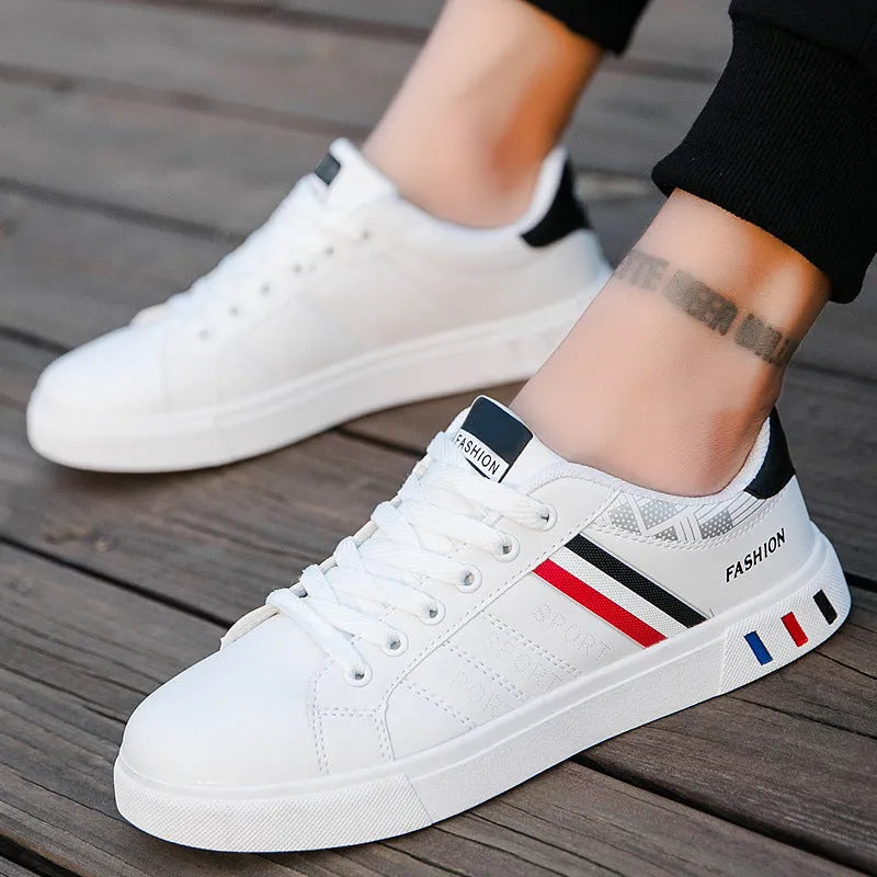Unisex black sports shoes on a white background, showing the sole, with a sizing chart for codes 39 to 44 visible.