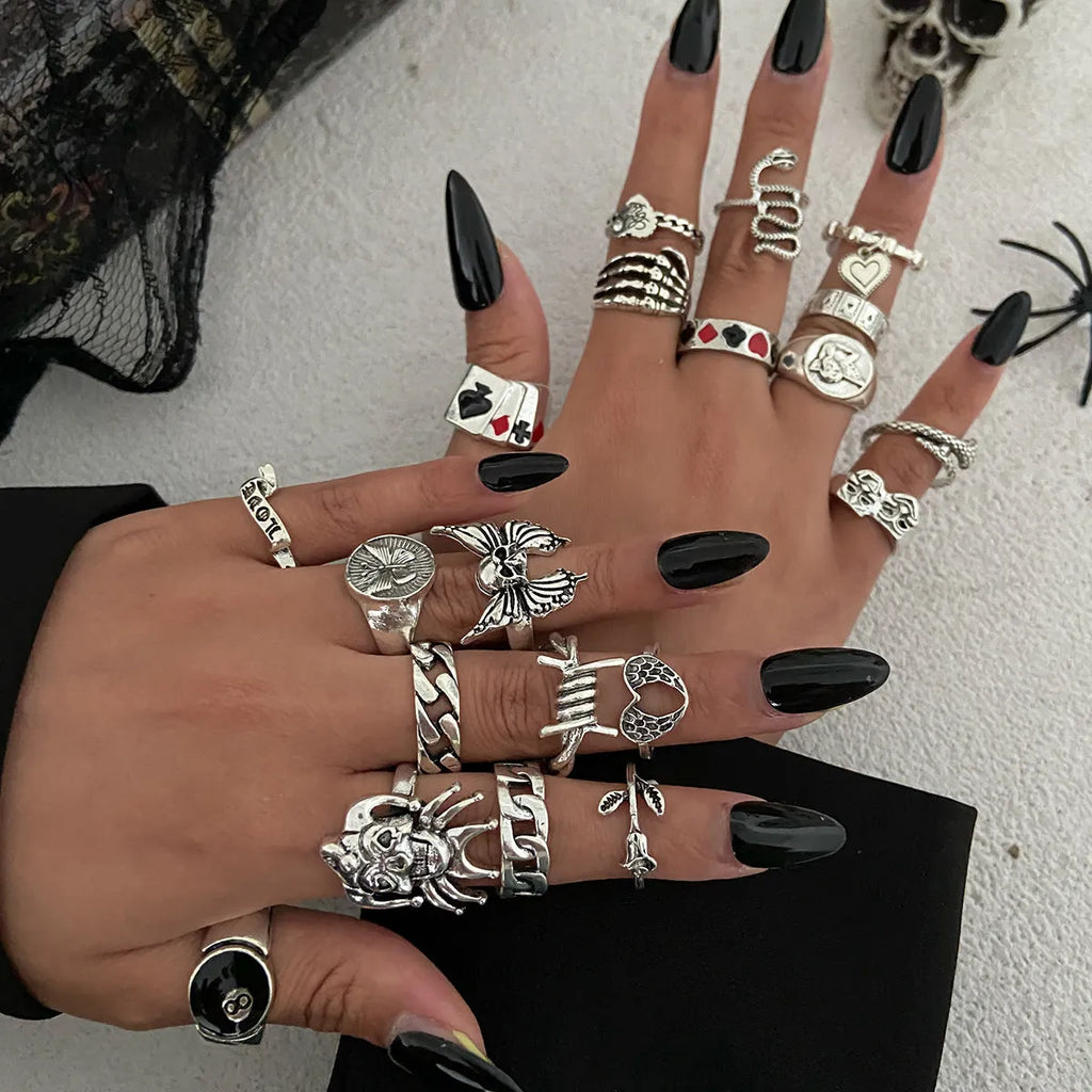 Alloy ghost snake shaped carved ring set in ancient silver geometric asymmetric design