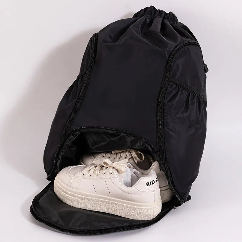Large cube-style sports backpack with drawstring closure in five colour options