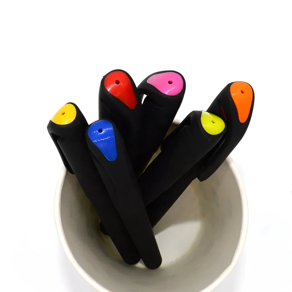 Plastic gel pen 14cm long with black ink in pack of 10 random colours