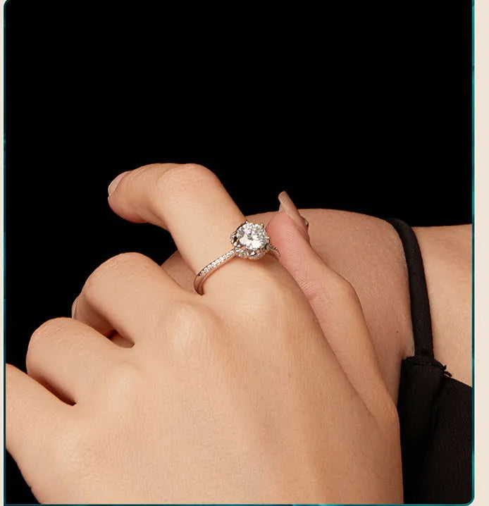 Women's 925 sterling silver flower bud ring with electroplating on white background