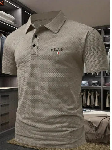 Men's loose fit short-sleeved lapel polo shirt in solid colour pinhole cloth fabric.