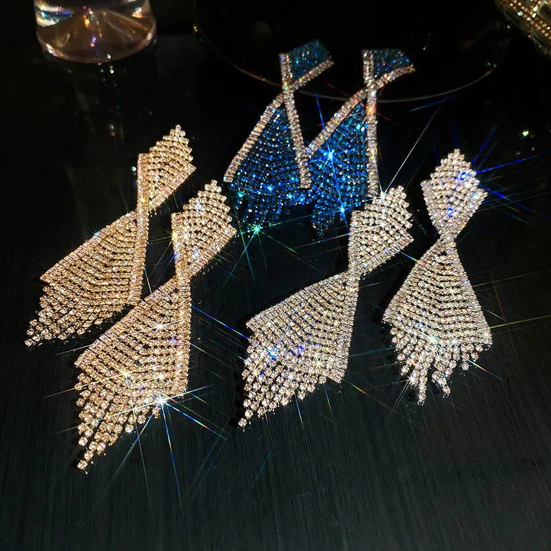 Rhinestone Inlaid Claw Chain Tassel Long Earrings for Women Copper Geometric Diamond Silver Needle Blue Gold Silver Option Shape Ins Style Drop Earrings
