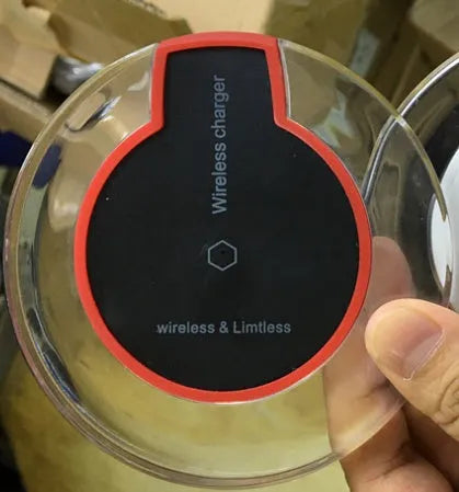 Round black QI wireless charging pad with USB cable for Samsung and iPhone phones