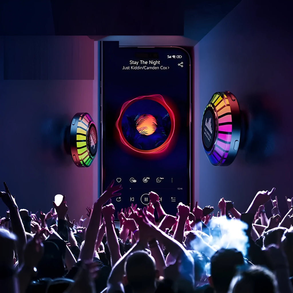 Compact cube-shaped voice-controlled Bluetooth LED lamp with polar light effects