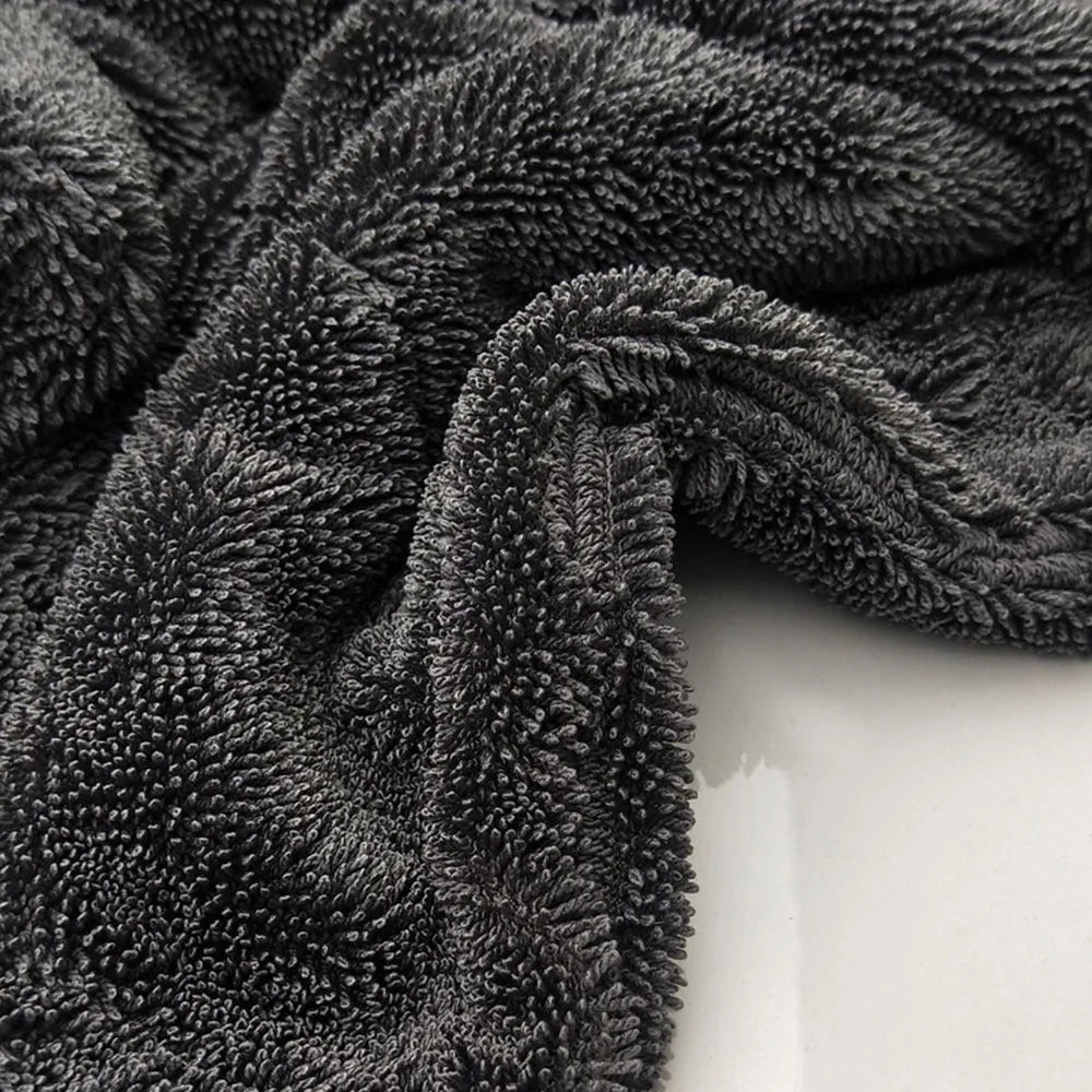 Grey microfiber car wash towel measuring 40 by 40 centimetres