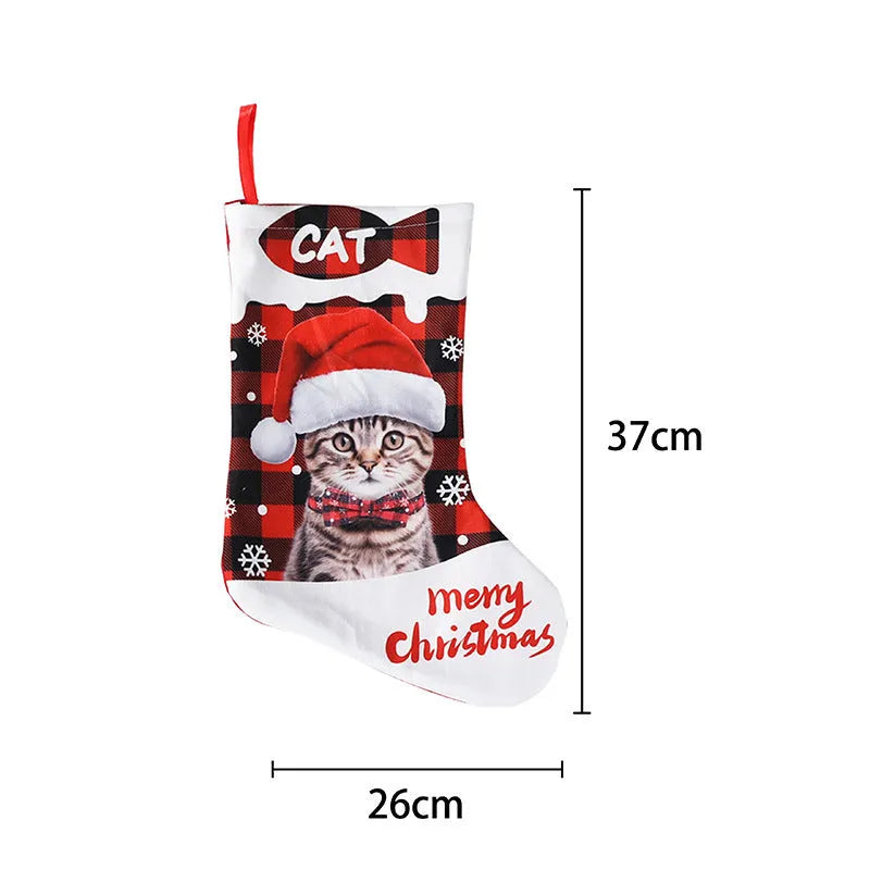 Printed puppy and cat Christmas cloth decoration measuring 26x36cm with plaid patterns