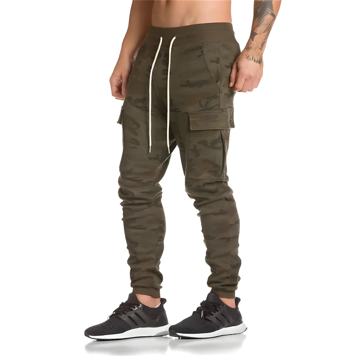 Bulun Cargo Joggers in Black with multiple pockets and drawstring waist, size M-2XL