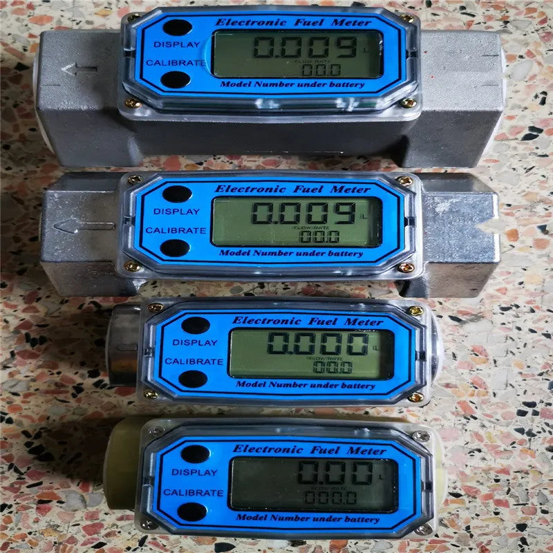 Blue aluminium alloy 25mm turbine flowmeter with screw-to-PT connections, 100 m3/h range, 0.5% accuracy