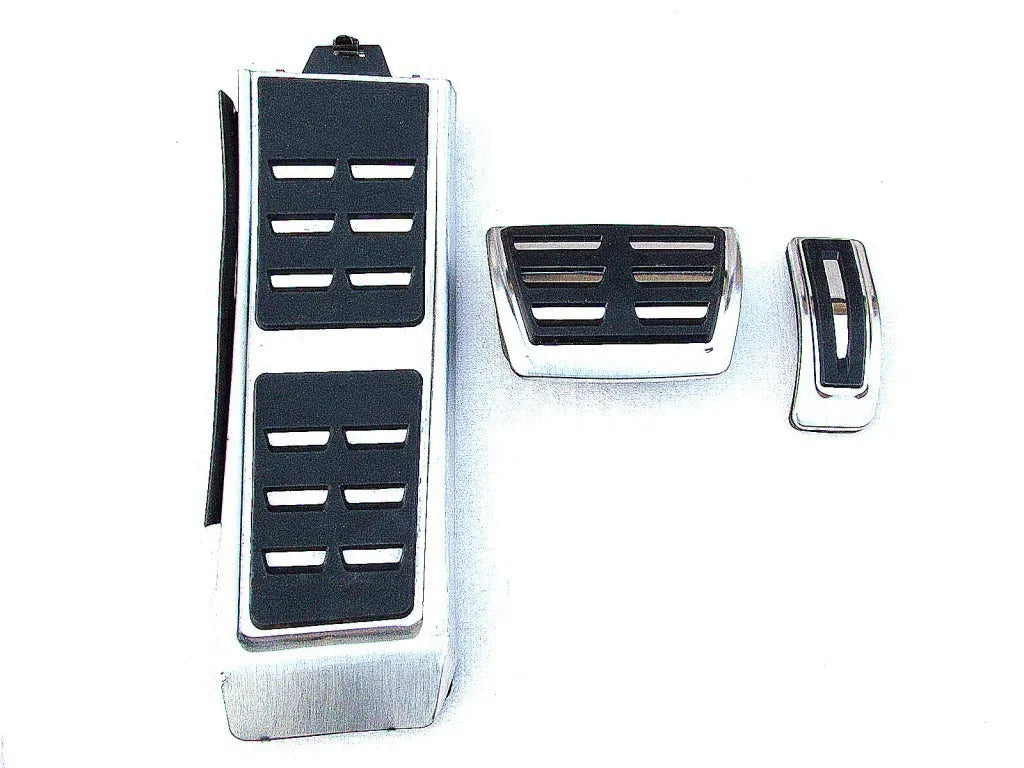 Black stainless steel Porsche Macan pedals with non-slip surface measuring 38x12x16cm