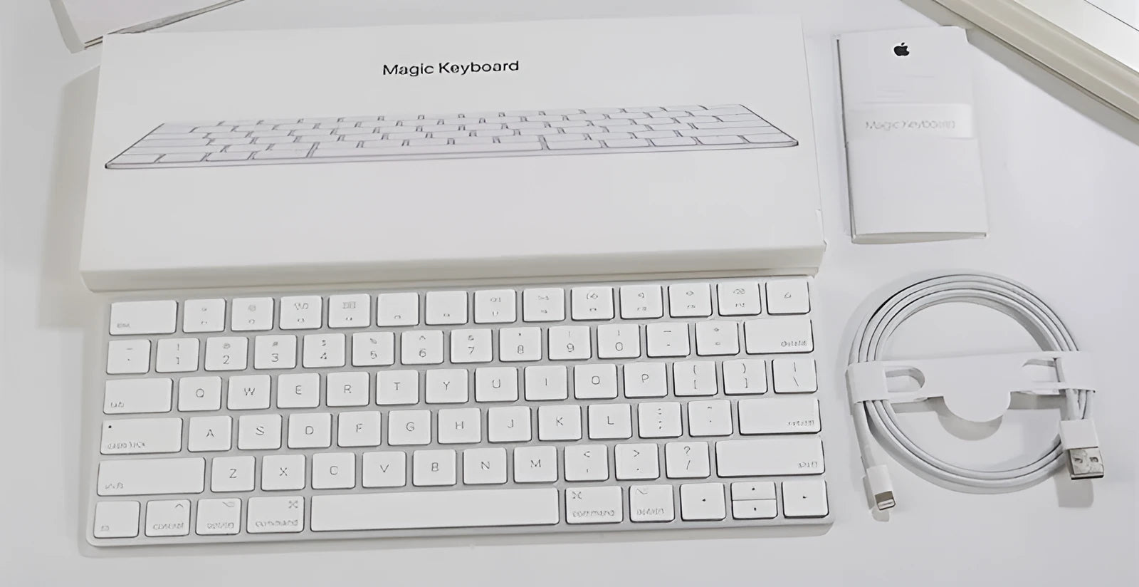 White Apple ultra-thin metal Bluetooth G6 wireless keyboard with multimedia keys