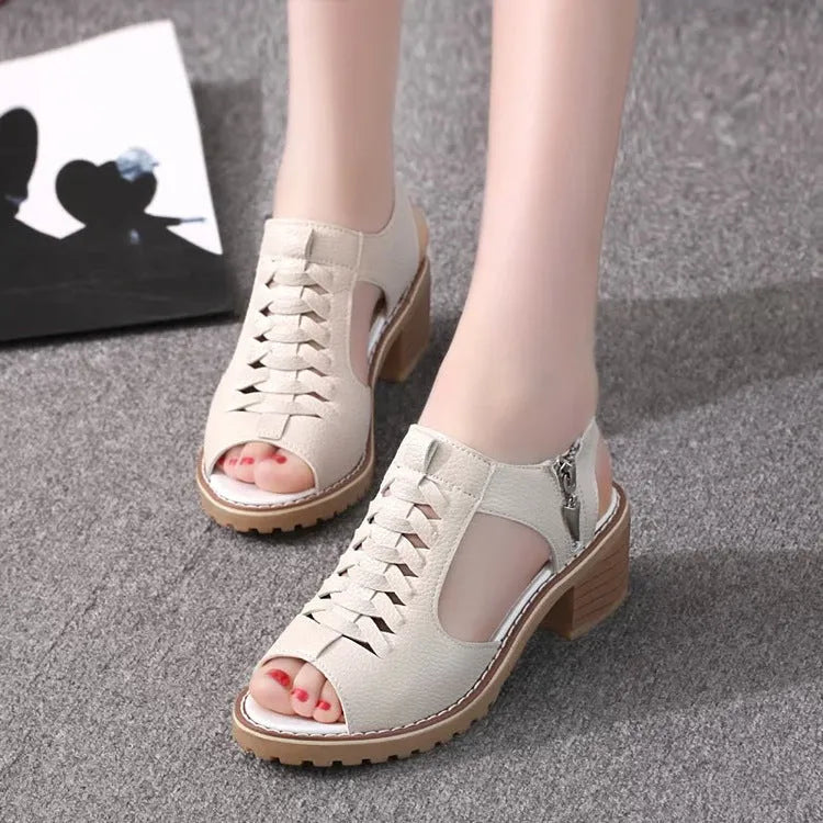 Women's black retro sandals with a side zipper and a mid-height beef tendon sole.