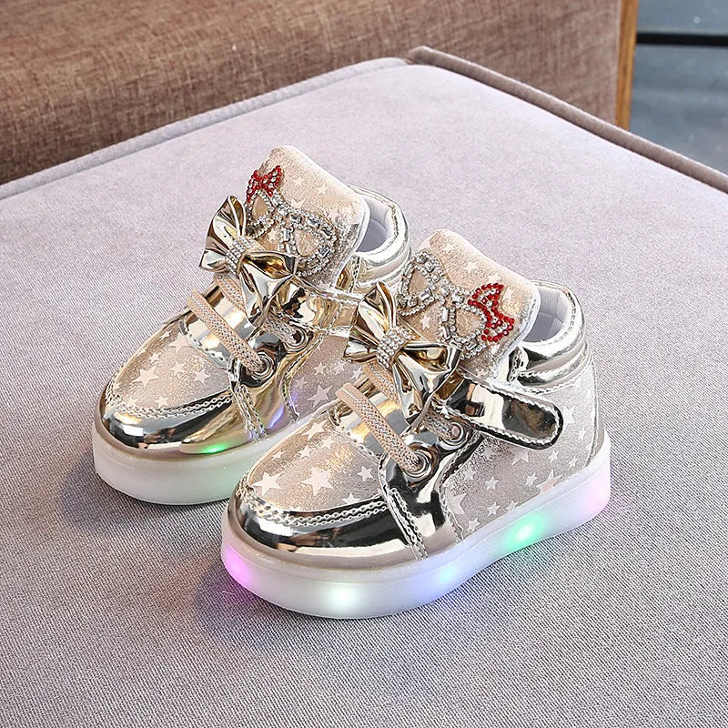 Children's LED light-up shoes with magic button in golden, pink or silvery colours, sizes 21-30cm
