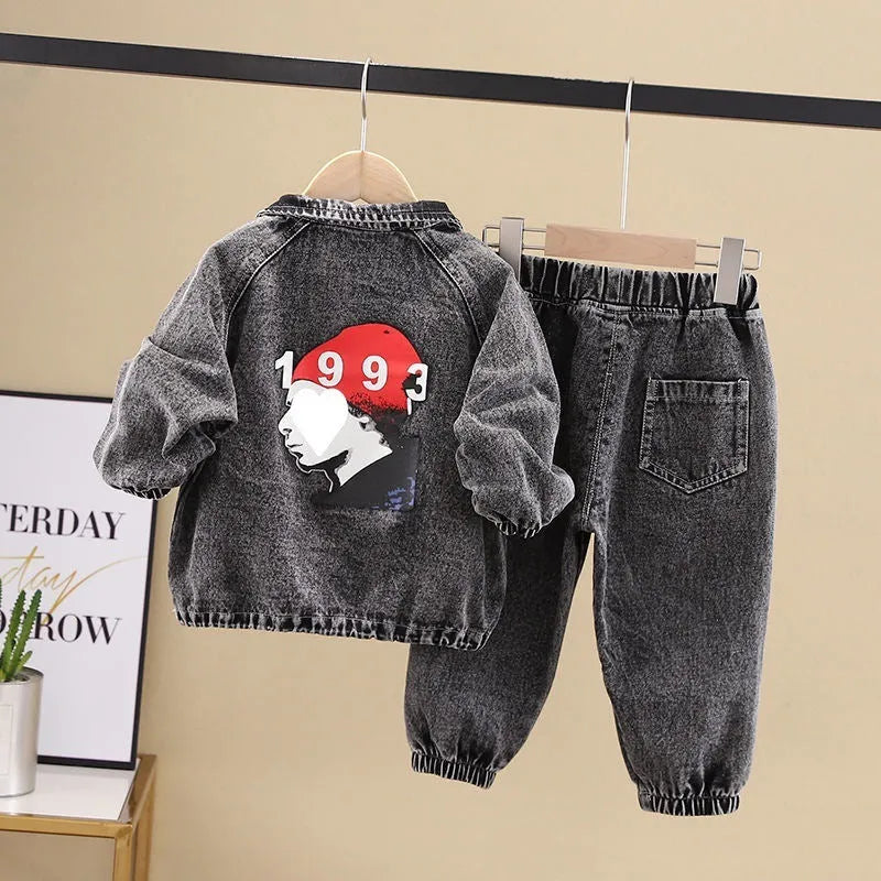Boys' black denim suit set with long sleeves in Korean style, showing both top and trousers