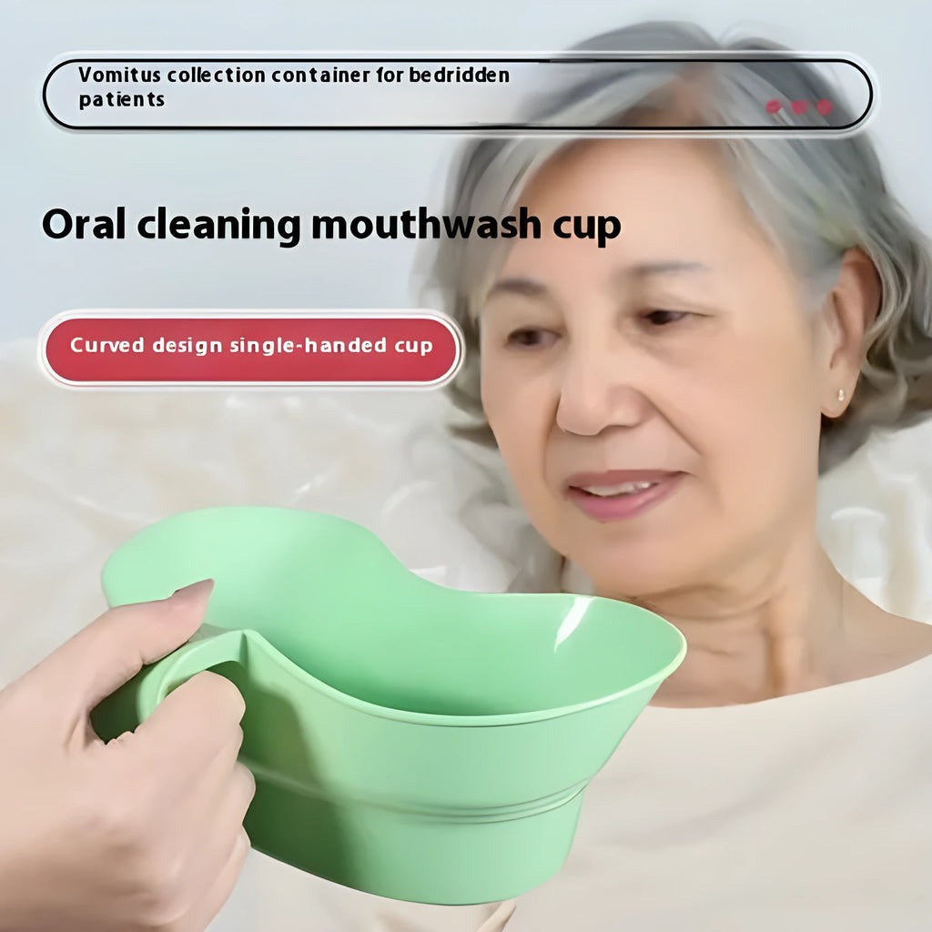 Green plastic gargle cup for bedridden elderly patients with modern simplicity design