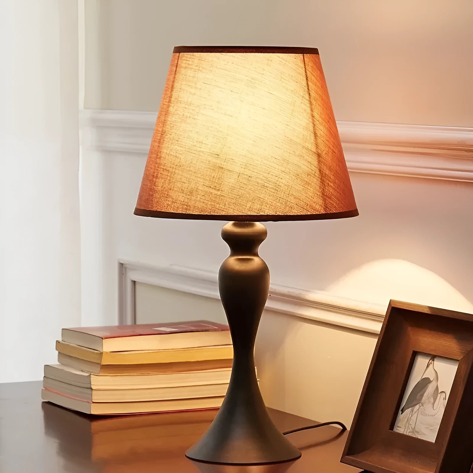 Retro American style alloy table lamp with LED lighting and dimming control