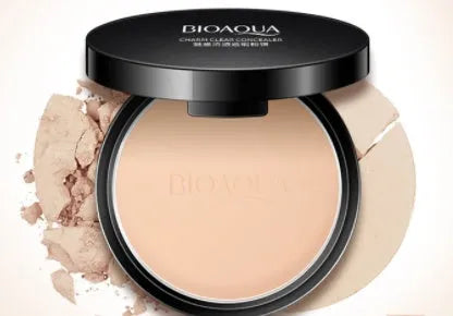 It Cosmetics Bye Bye Pores Pressed Powder compact in Natural shade, 82 g net weight, Black packaging option