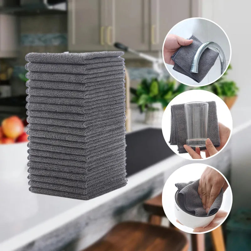 Grey square microfiber kitchen cleaning cloth for oilproof, lint-free drying of pots and bowls.