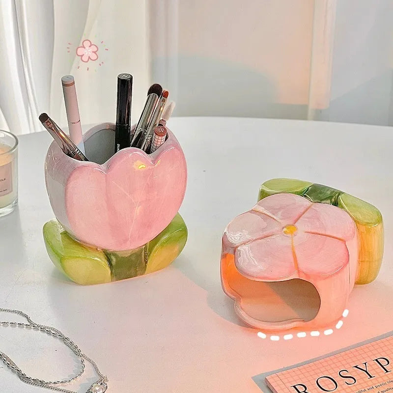 Ceramic flower pen holder storage box with floral pattern, dimensions 11.8x5.8x10cm