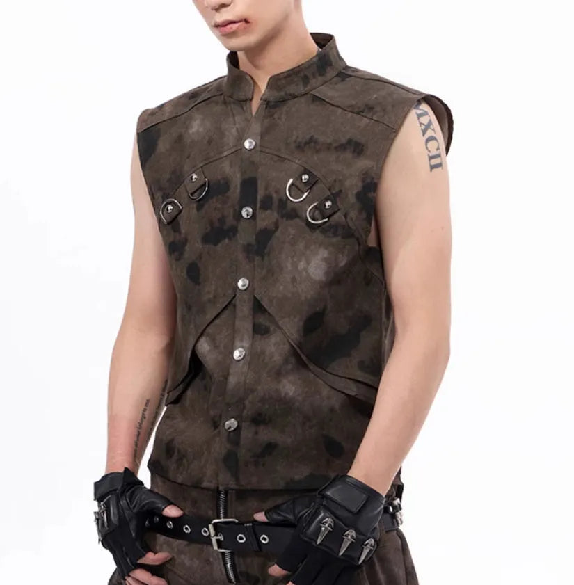 American retro style camouflage pattern denim vest and trousers set on a model.