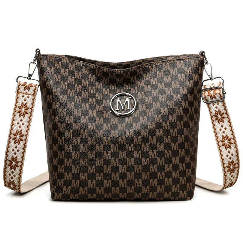Retro dumpling-shaped women's shoulder bag in PU leather with zipper compartments