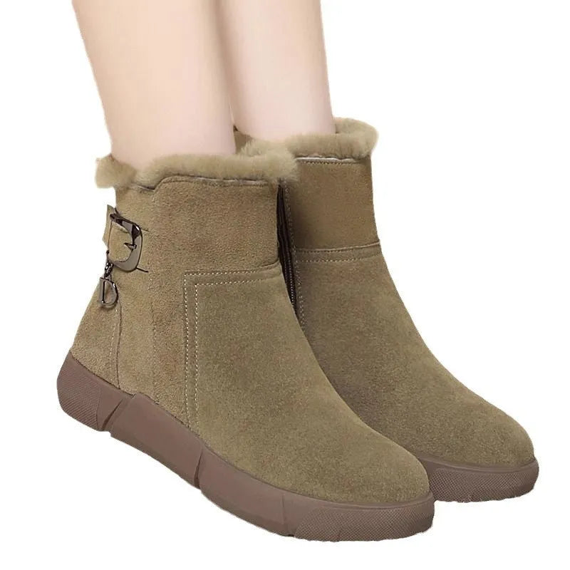 Large size women's cowhide matte leather snow boots with plush lining in black, low-top round toe