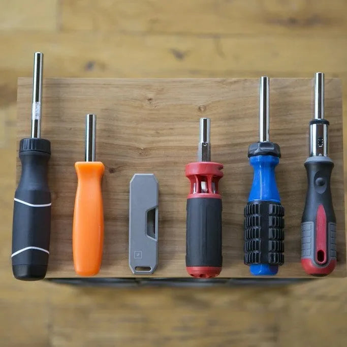 Creative Outdoor EDC Pocket Tool Set – black alloy metal multifunctional 8-head compact hand tool kit
