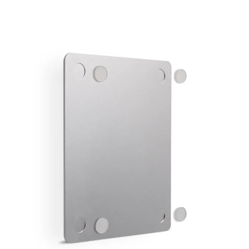 Oversized aluminium alloy mouse pad, 249 x 200 x 3.2mm, chamfered CNC edge, embedded silicone base, black option