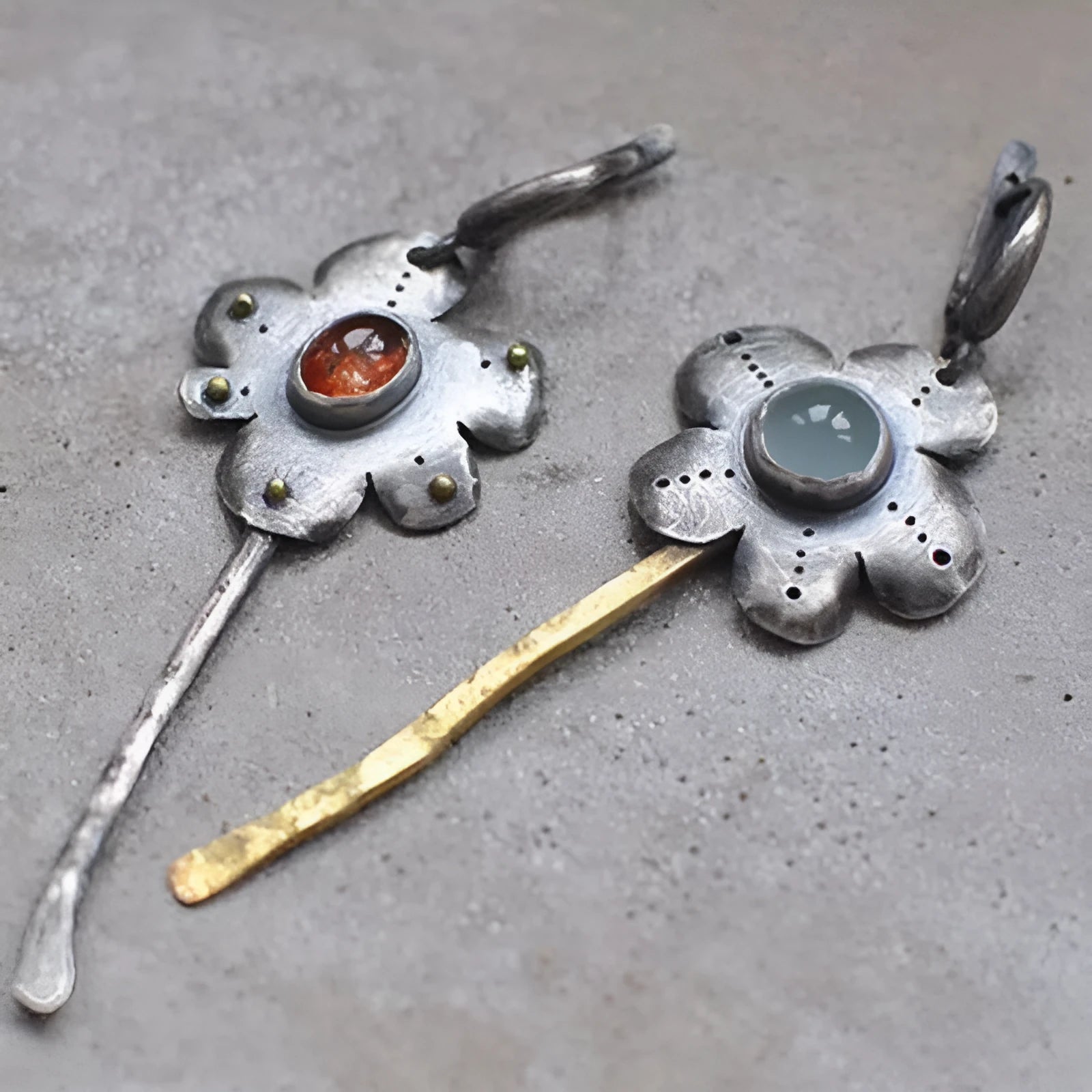 Retro geometric flower drop earrings with asymmetrical two-tone electroplated finish