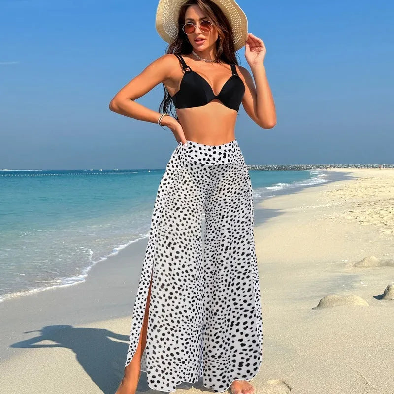 Women's three-piece bikini swimsuit set with quick-drying polyester fabric in leopard print pattern