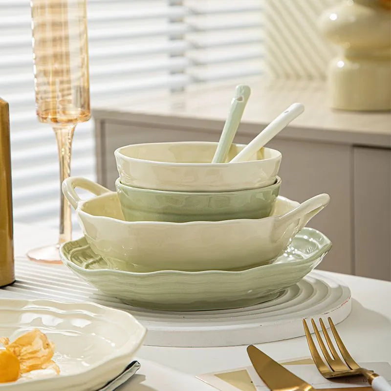 Seven-piece solid colour ceramic tableware set in a modern simple style.