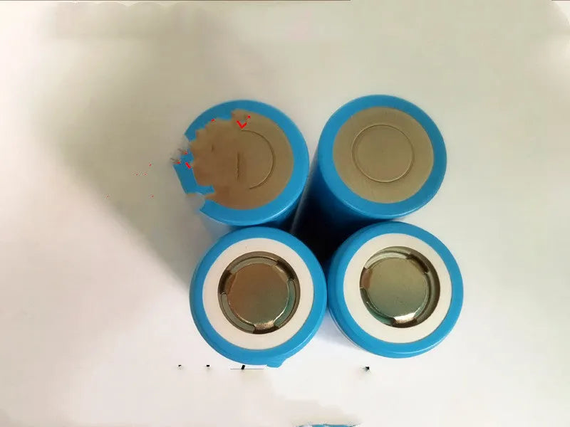 3.7V 2600mAh cylindrical lithium battery cell with safety protection circuit