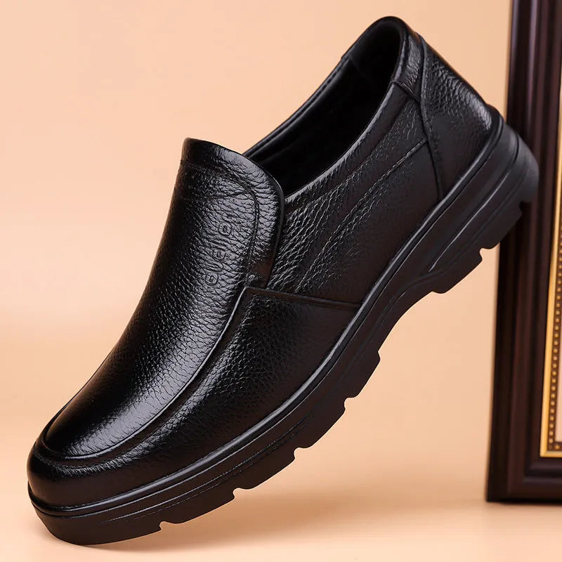 Men's black or brown cowhide leather lace-up business casual shoes with rubber sole, flat heel, round toe and stitching detail, sizes 38-44
