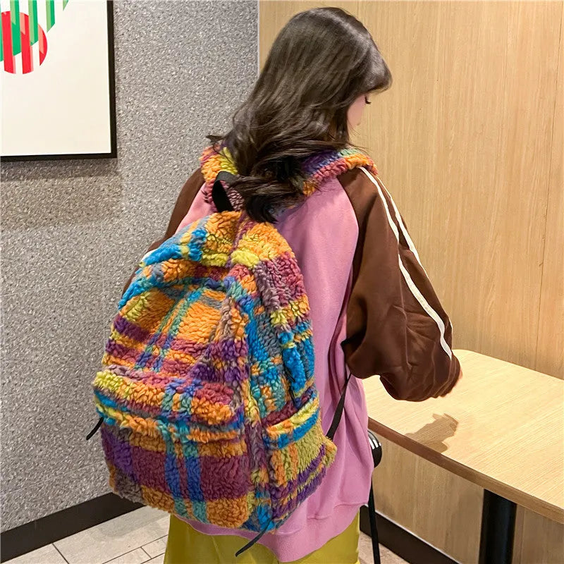Retro plush plaid backpack in velvet and lamb wool with polyester lining, wear-resistant school bag for junior high school, neutral design